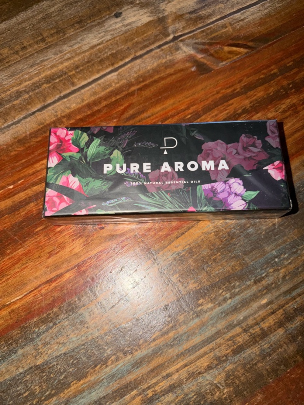 Pure Aroma Essential Oils Set - Brand New. Six oils included.
